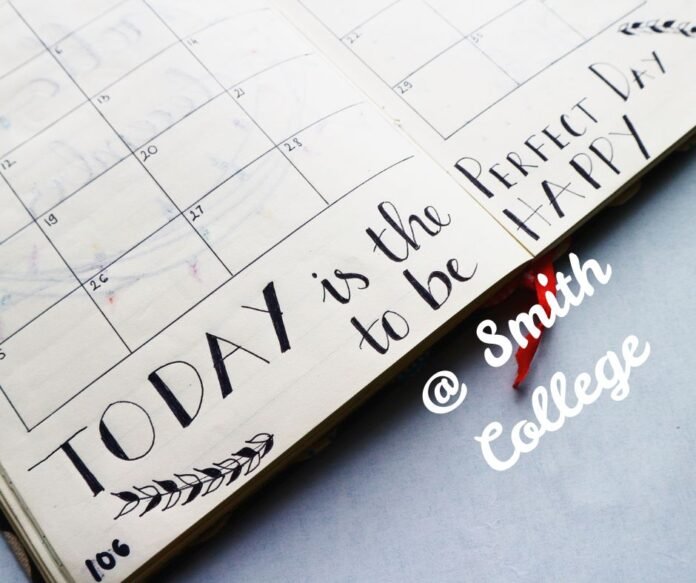 Smith College academic calendar Important Dates 696x583 1